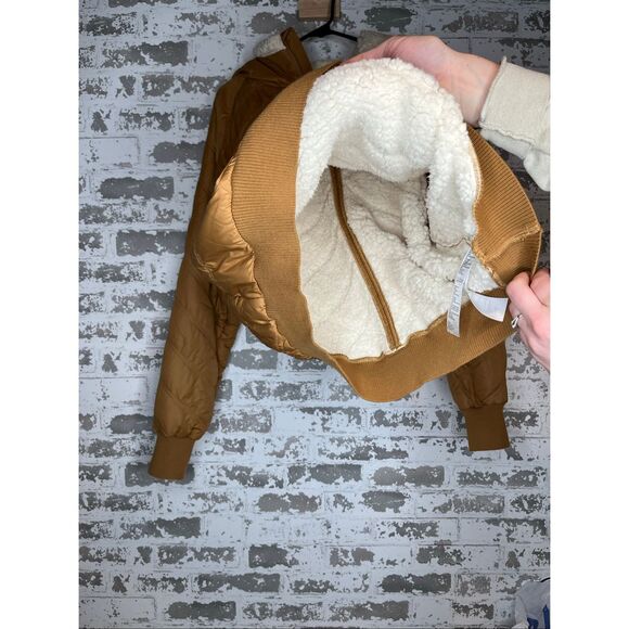 Prana | women quilted pullover quarter zip with hood sherpa lined - Picture 8 of 13